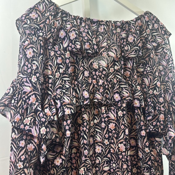 I Crew Ruffle Chiffon Top - Picture 10 of 11